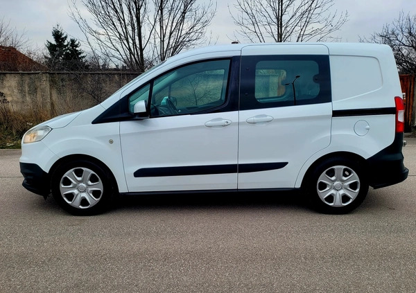 Ford Transit Courier cena 37900 przebieg: 170000, rok produkcji 2017 z Kielce małe 277